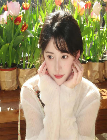 小寡婦HD高清在線觀看視頻_寶貝你真濕真緊好爽H視頻男男